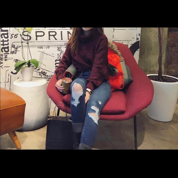 Cropped Turtleneck sweater - Picture 1 of 4
